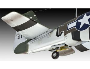 Model samolotu Mustang P-51D-5NA Revell - image 2