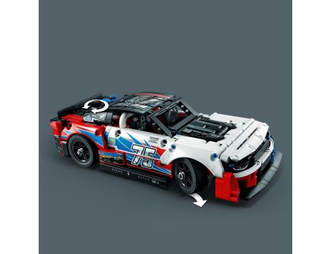 Klocki LEGO Technic Nowy Chevrolet Camaro ZL1 Z Serii NASCAR 42153 - 10