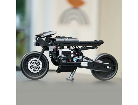 Klocki LEGO Technic BATMAN - BATMOTOR  42155 - 5